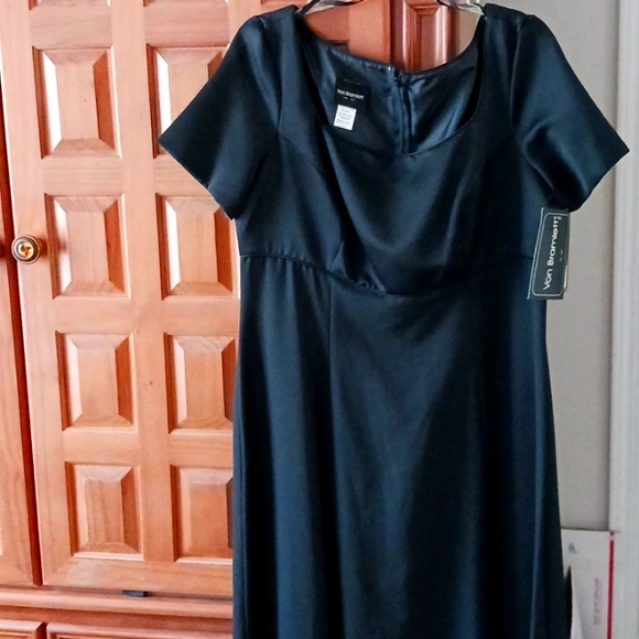 NWT Von Bramlett Black Long Formal Dress, size 16 - Picture 2 of 9